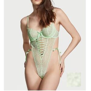 Victoria’s Secret Teddy NWT